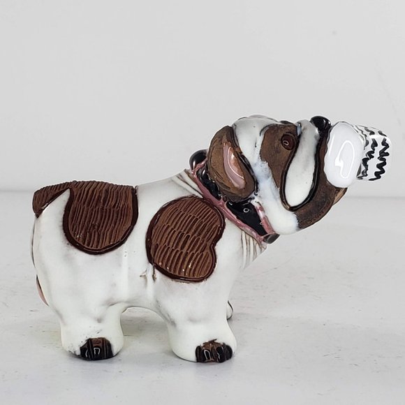 Casals Peru English Bulldog Holding Newspaper Pottery Figurine - Picture 7 of 7